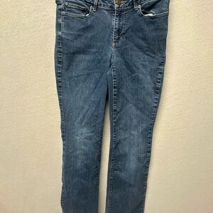 Women’s Eddie Bauer Curvy Boot Cut Blue Jeans Size 4 Medium Wash Mid Rise